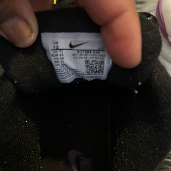 Multicolored Air Max Essential 90 - Picture 3 of 3